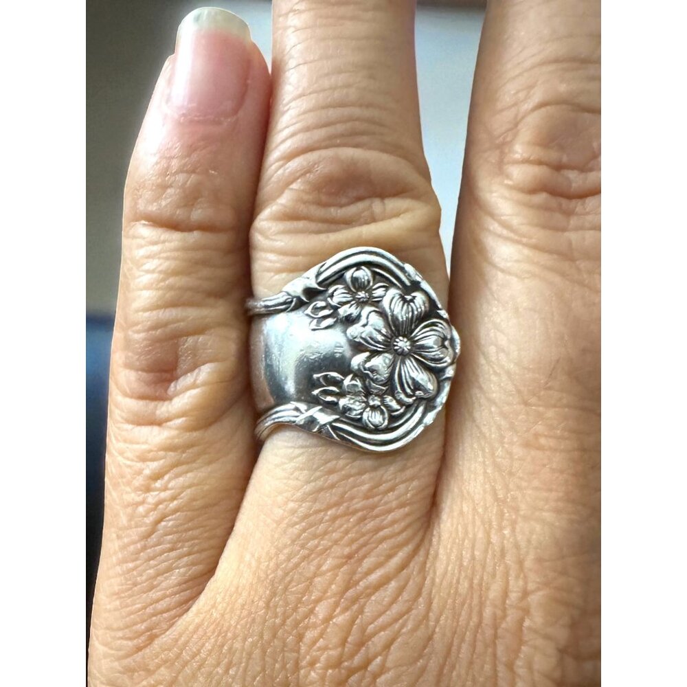 Vintage WM Rogers & Son AA Silverware Flower Spoon Ring Size 7 Artisan Crafted - Picture 7 of 13